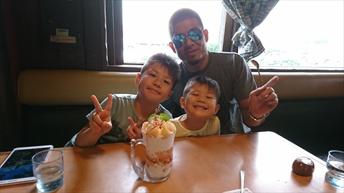 8���E�т�����h���L�[�̃W���b�L�p�t�F�I